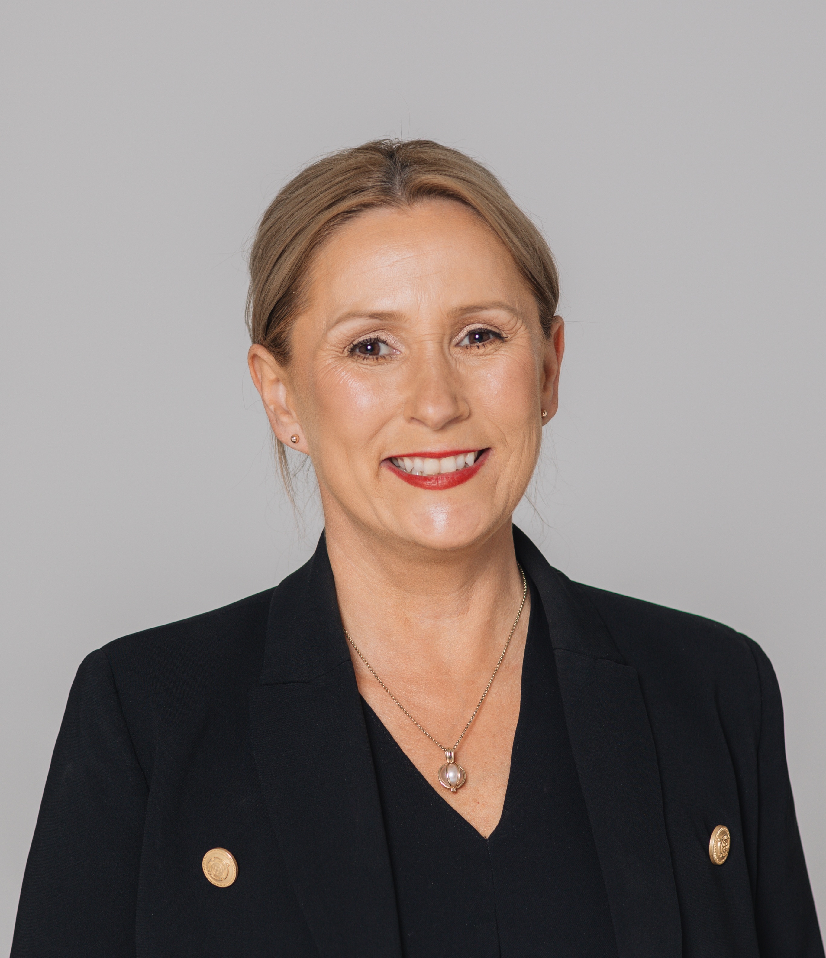 Professor Nicole Rinehart